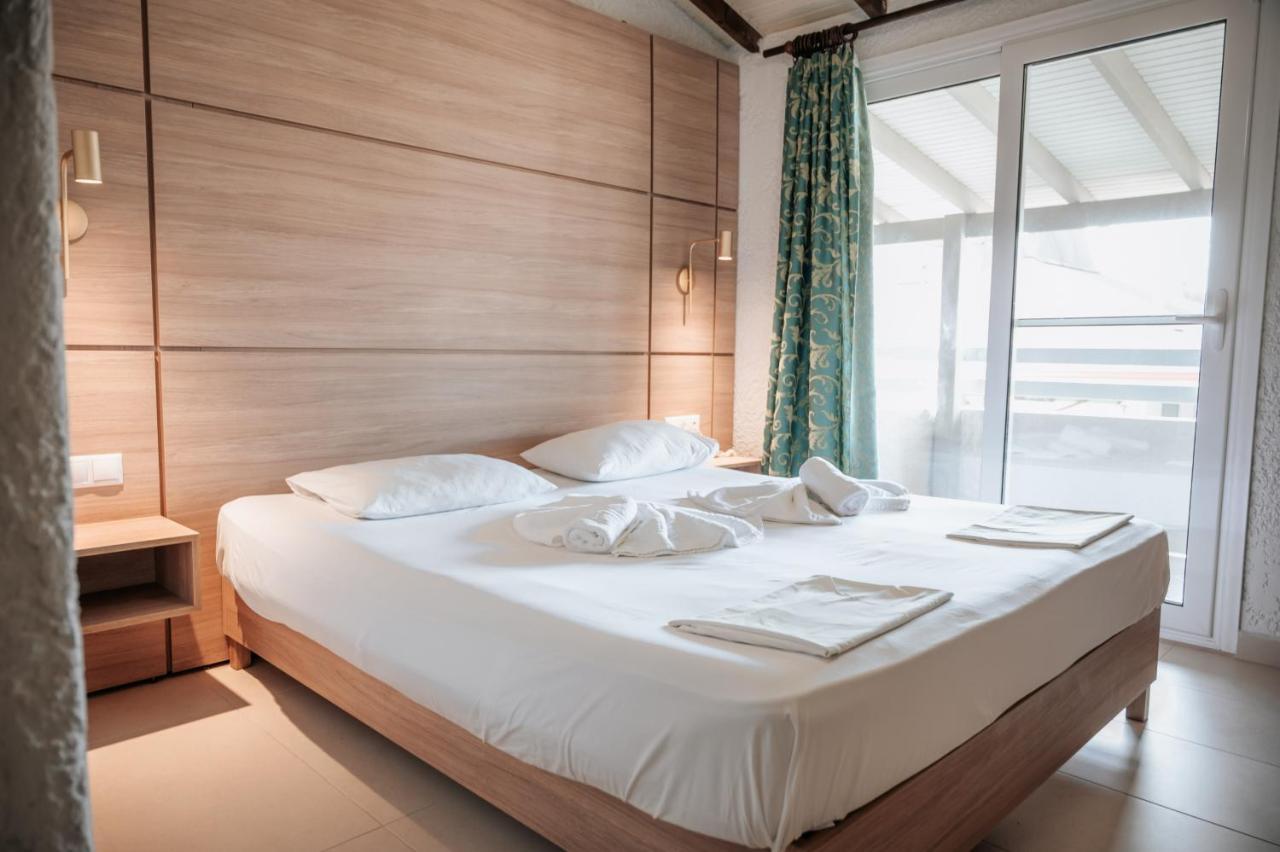 Hotel Platon Beach Olympiakí Aktí Esterno foto
