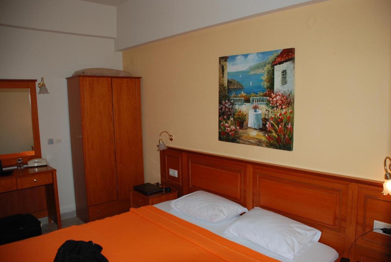 Hotel Platon Beach Olympiakí Aktí Esterno foto